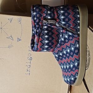 NEW Indigo rd. winter boots size 6.5